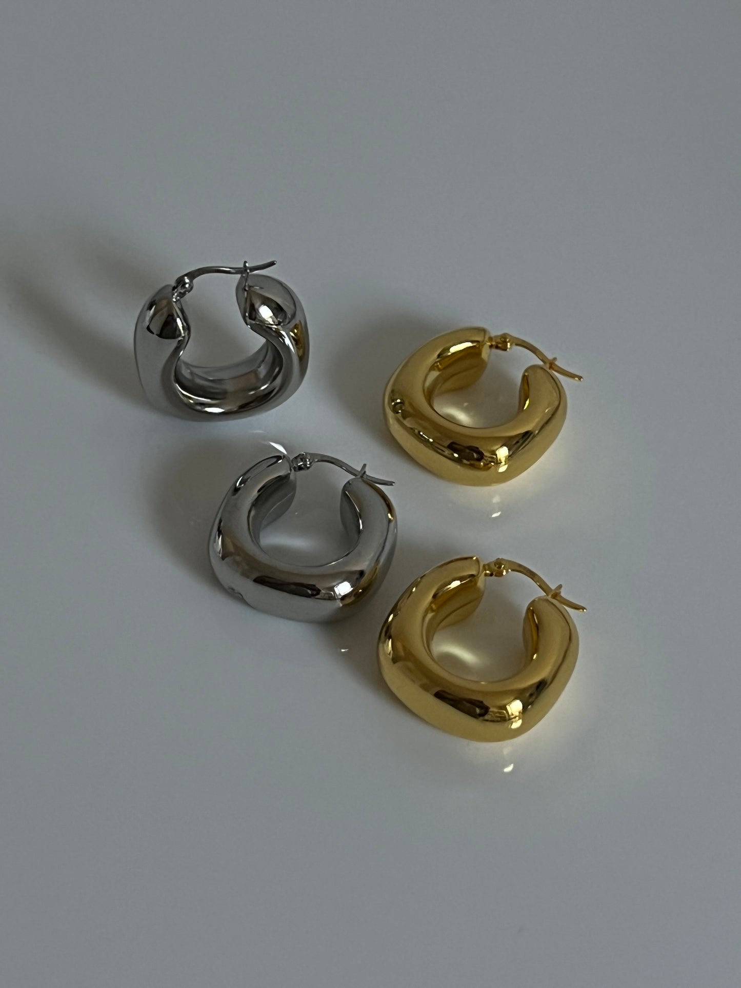 Silla Hoops
