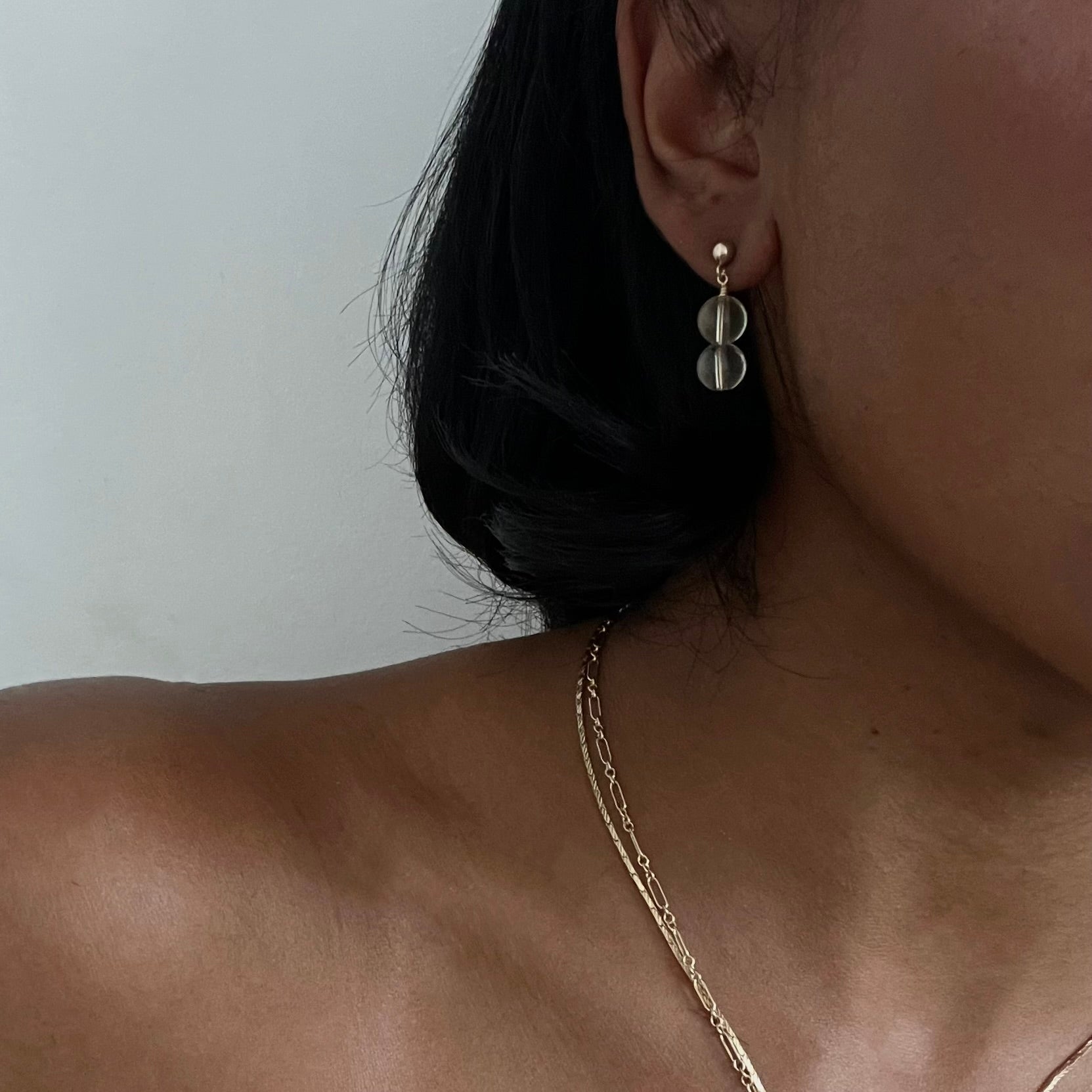 Lucent Studs