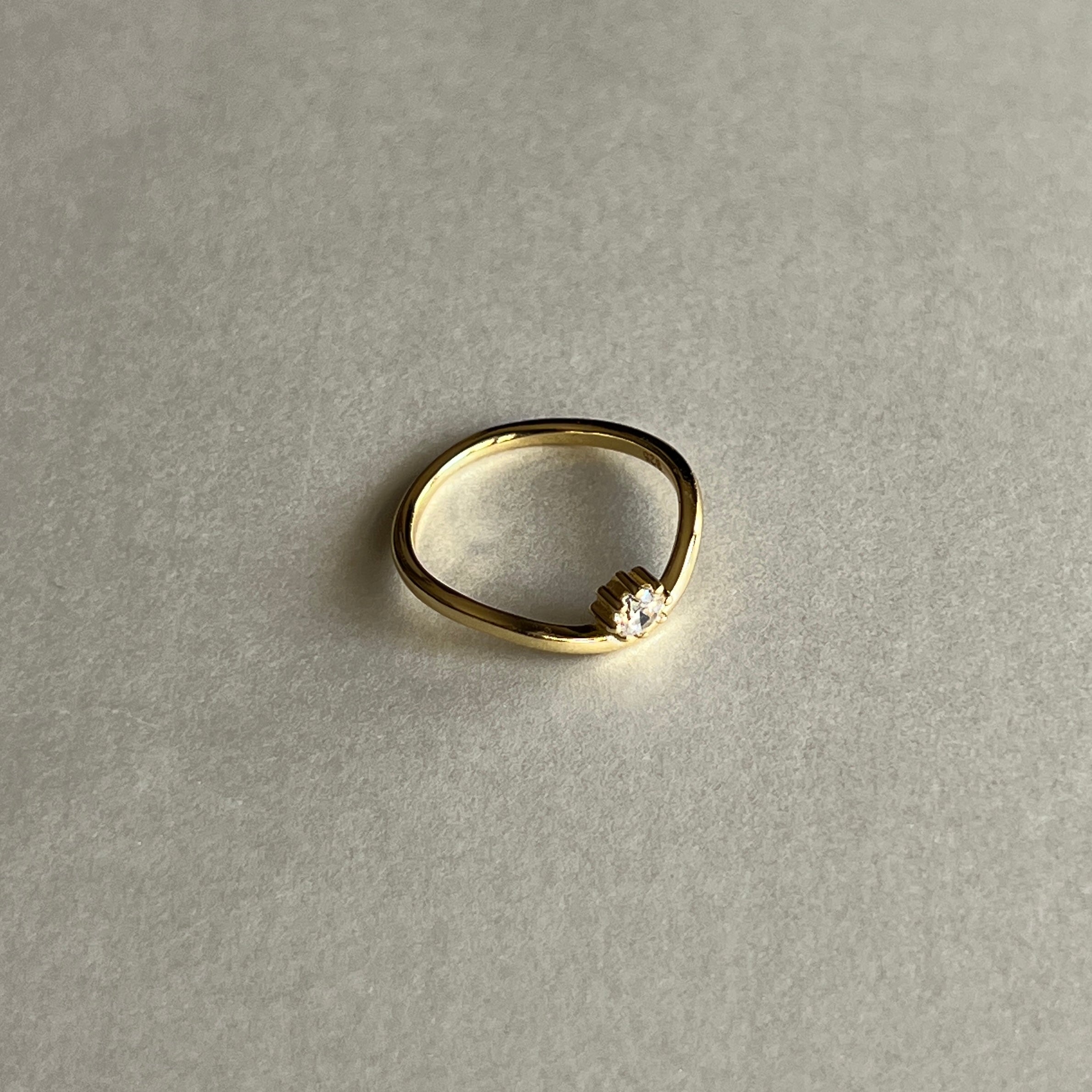 Sasha Pinky Ring
