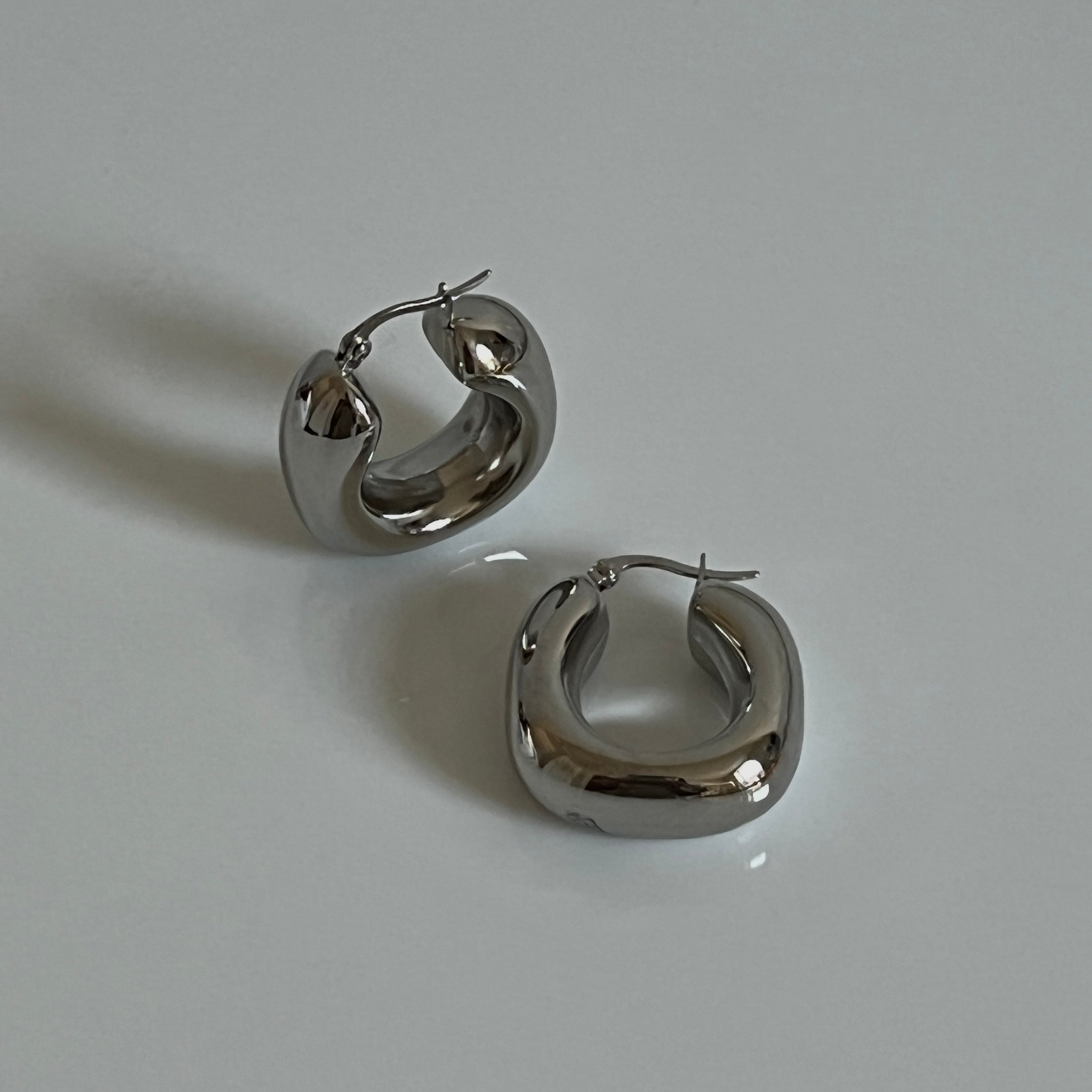 Silla Hoops