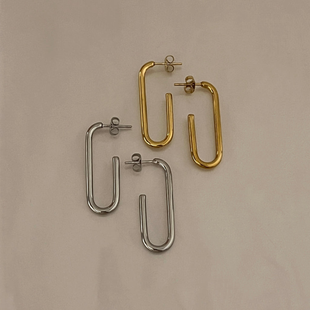 Marcella Hoops